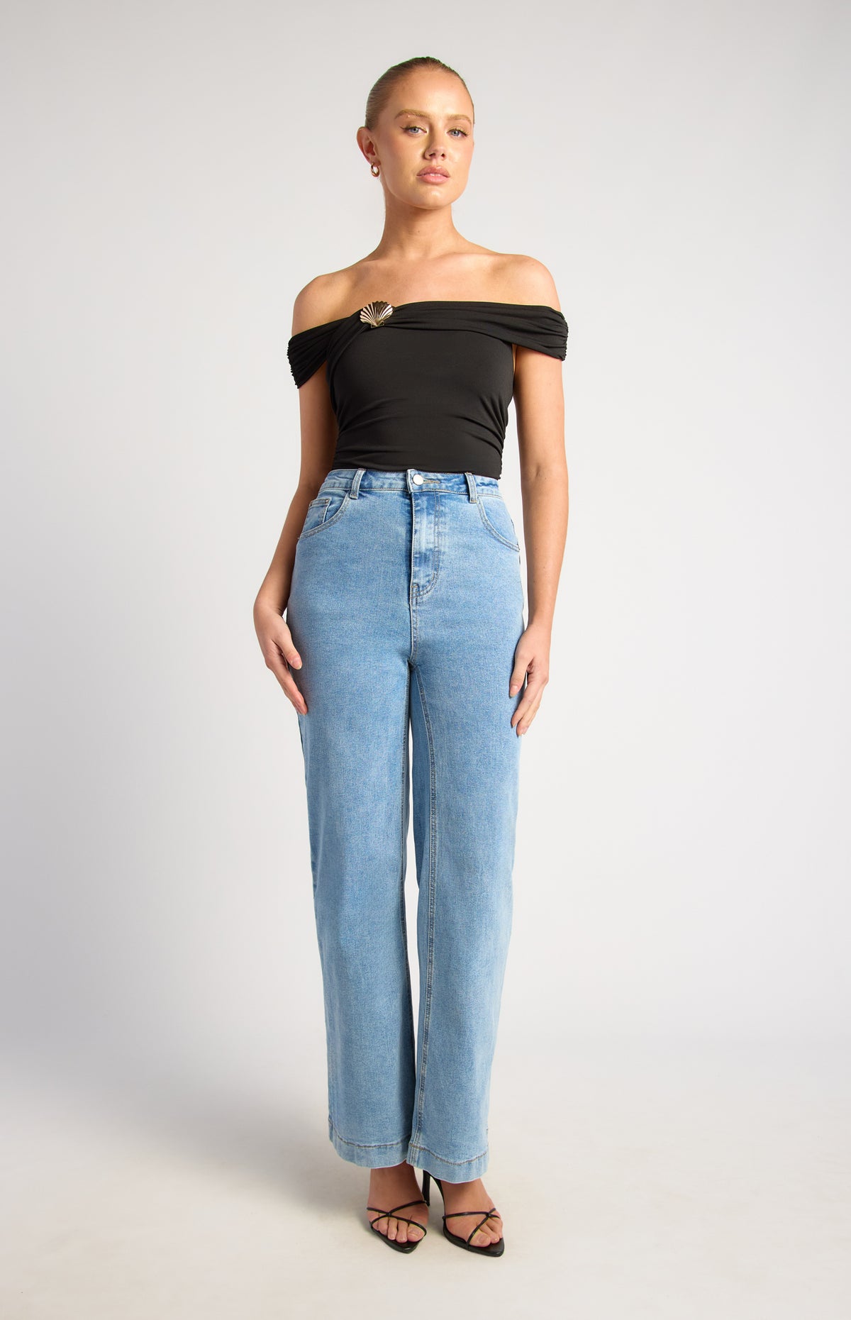 Lawson Off-Shoulder Bodysuit - Black
