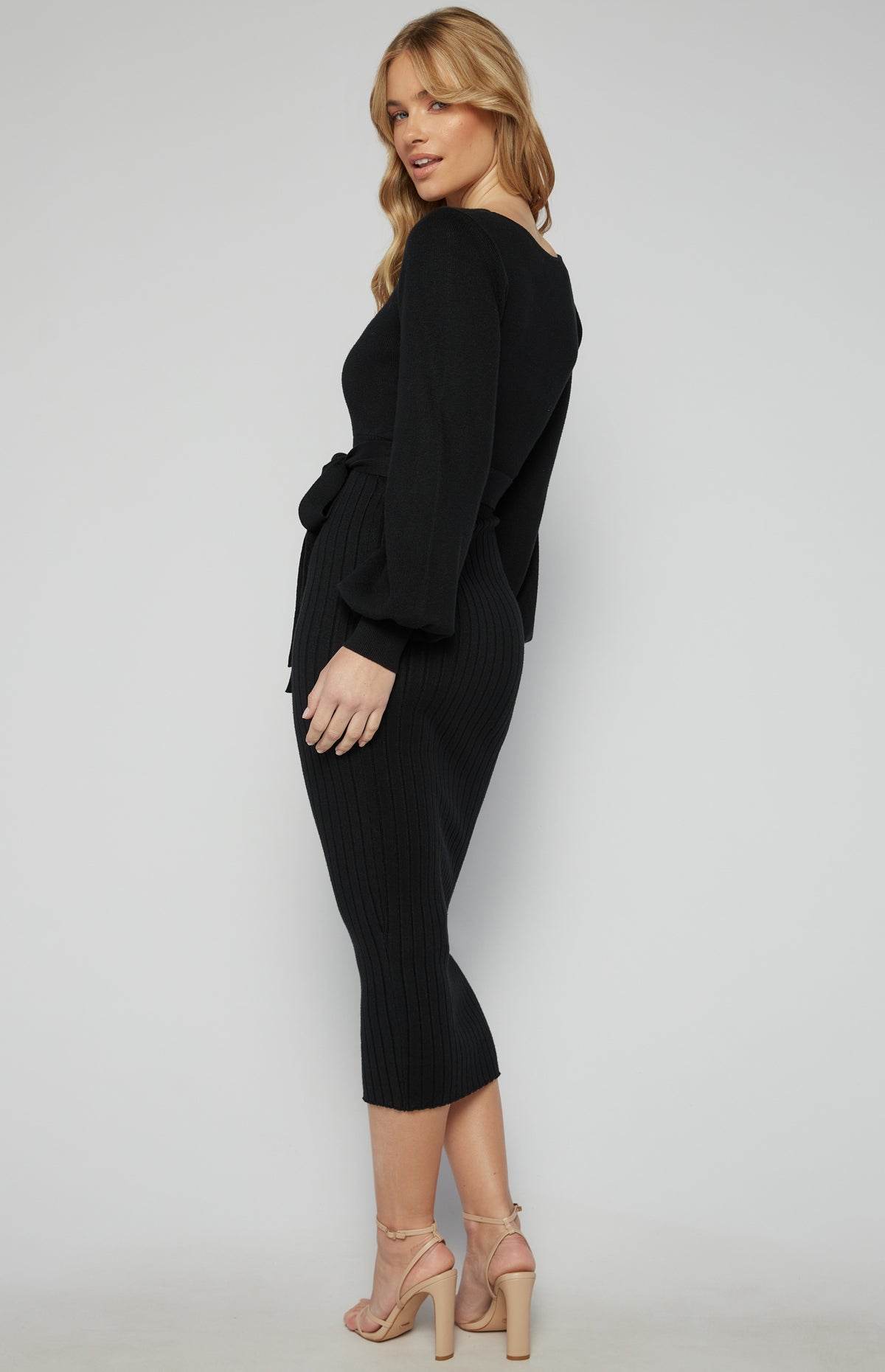 Bindy Bubble Sleeve Knit Midi Dress - Black