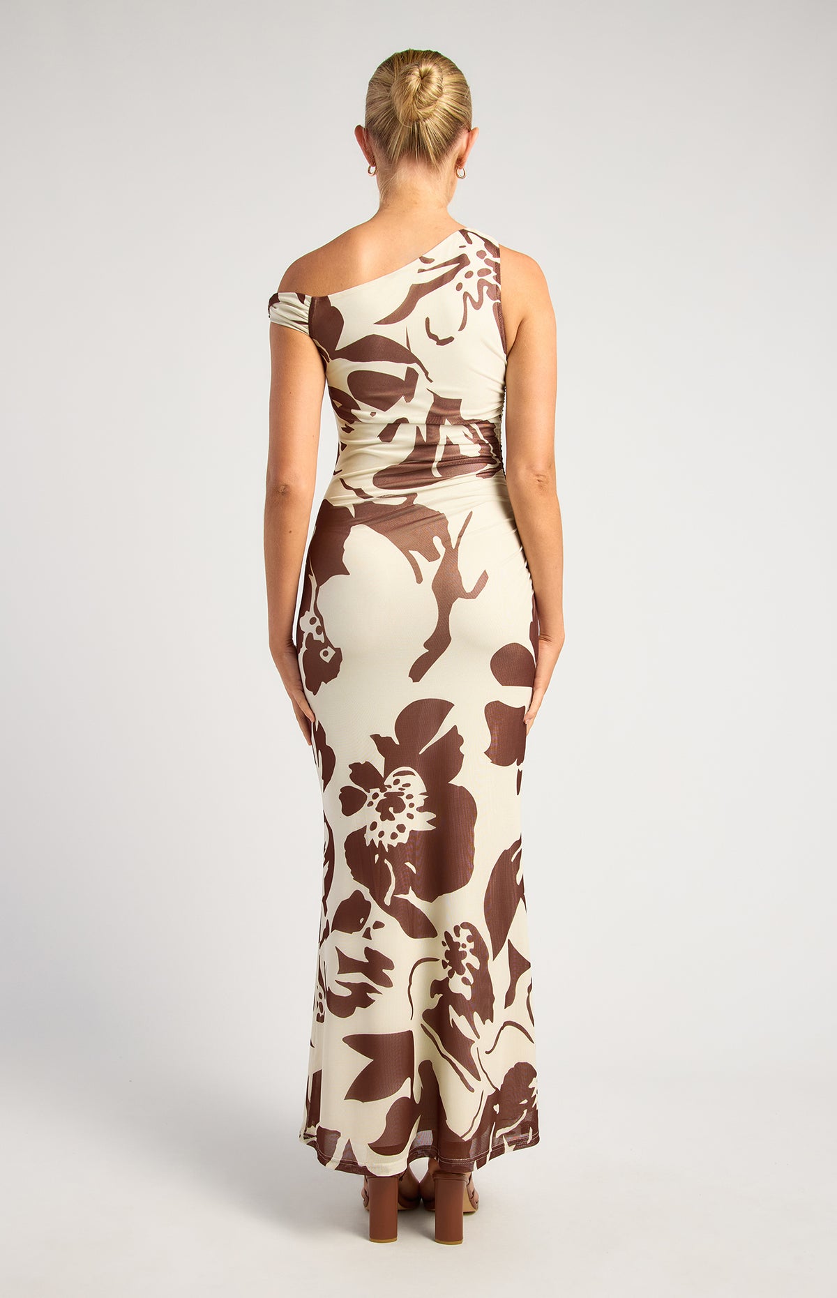 Anette Floral Off-Shoulder Maxi Dress - Chocolate