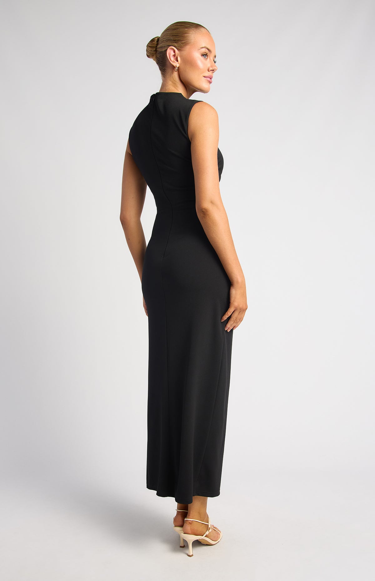 Winny Maxi Dress - Black