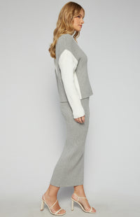 Zaneta Long Sleeve & Fitted Skirt (Knit Set) - Grey
