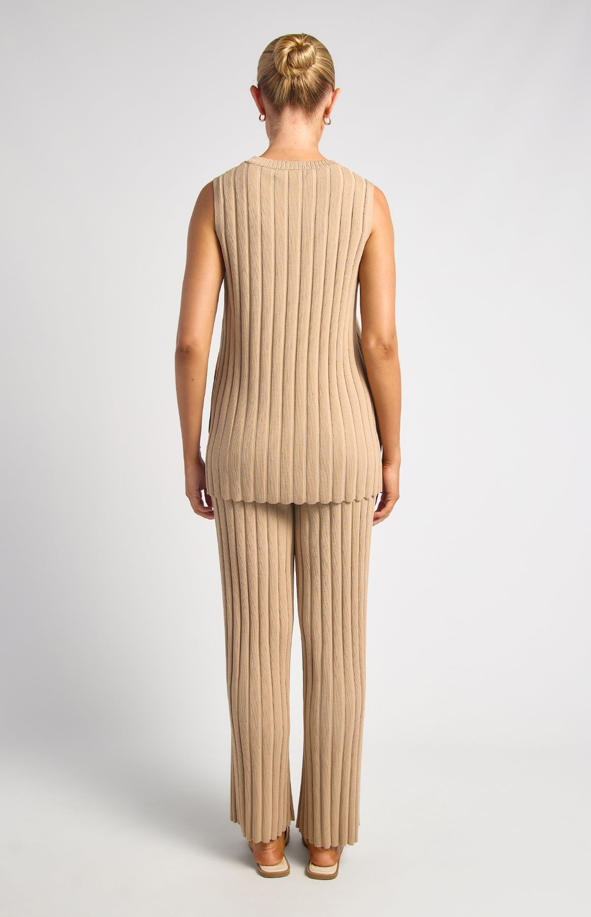 Uma Sleeveless Top & Pants Knit Set - Beige