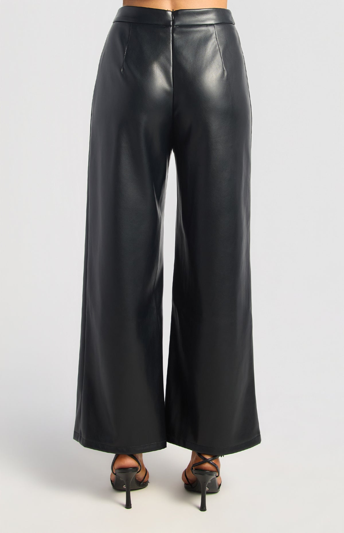 Scotty Faux Leather Vest & Pants Set - Black