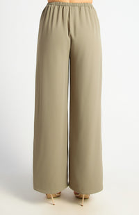 Akira Top & Pants Set - Olive