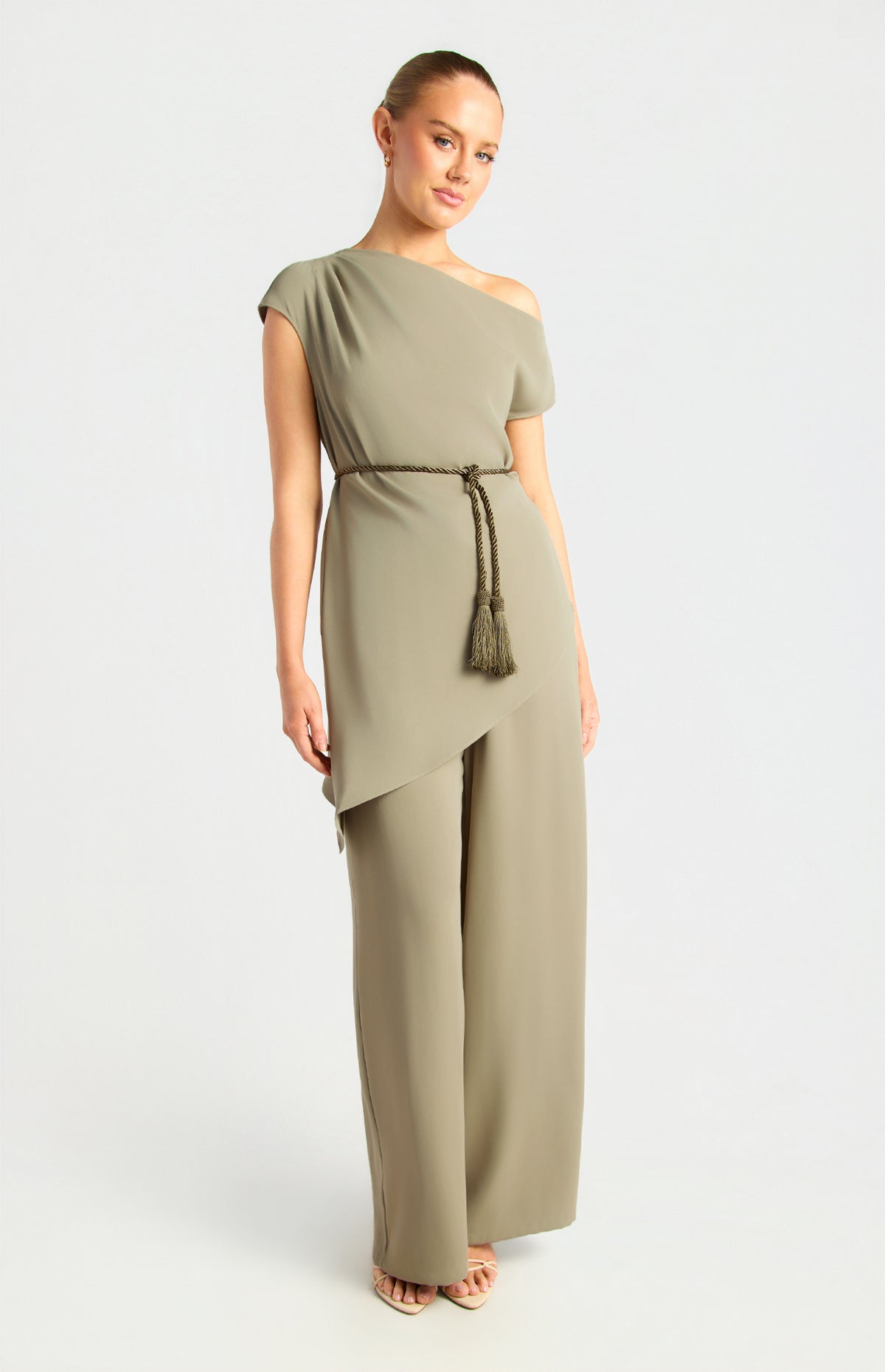Akira Top & Pants Set - Olive
