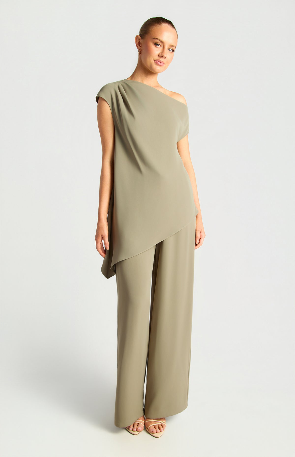 Akira Top & Pants Set - Olive