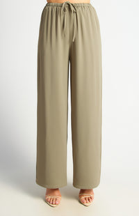 Akira Top & Pants Set - Olive