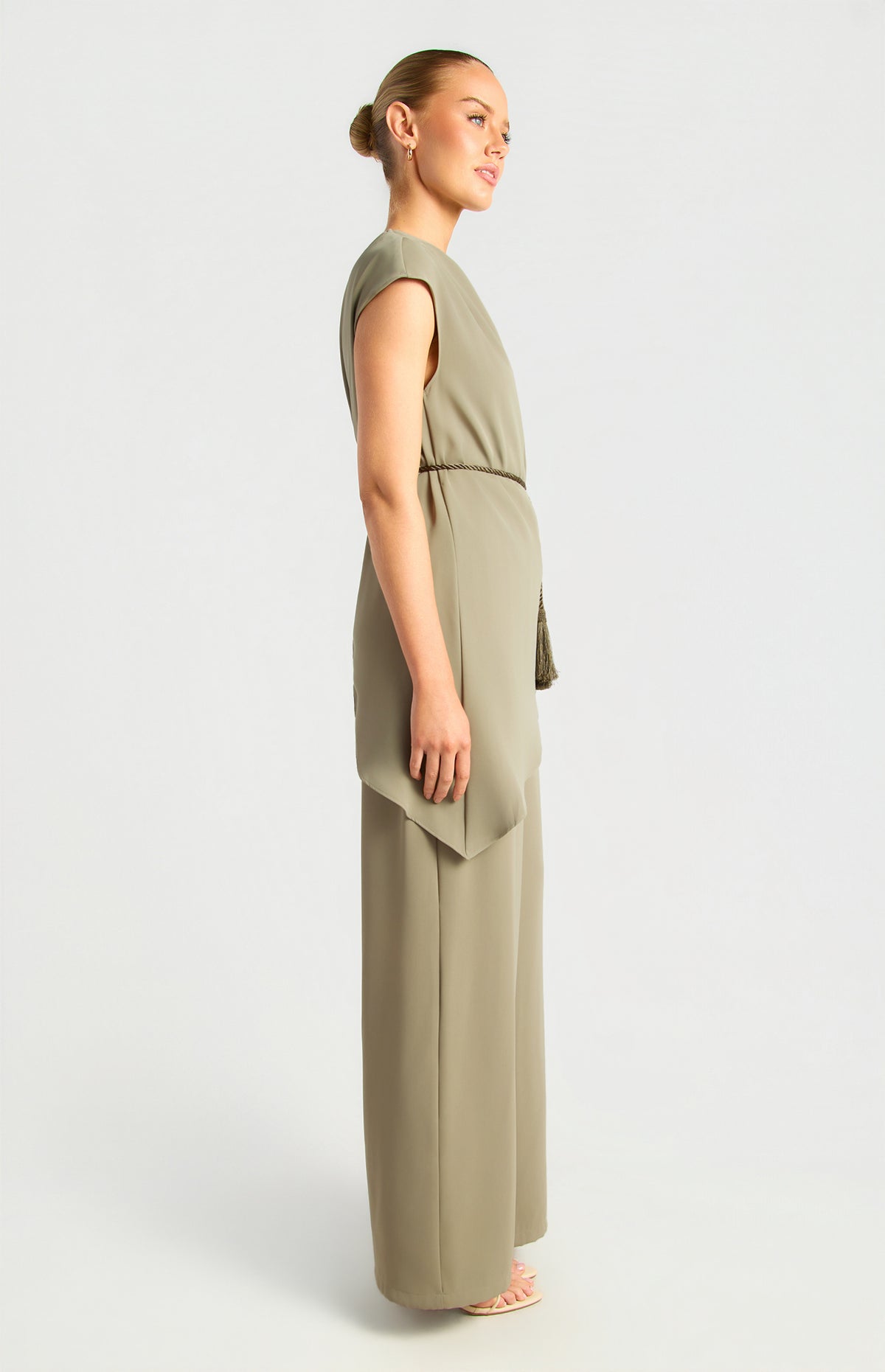 Akira Top & Pants Set - Olive