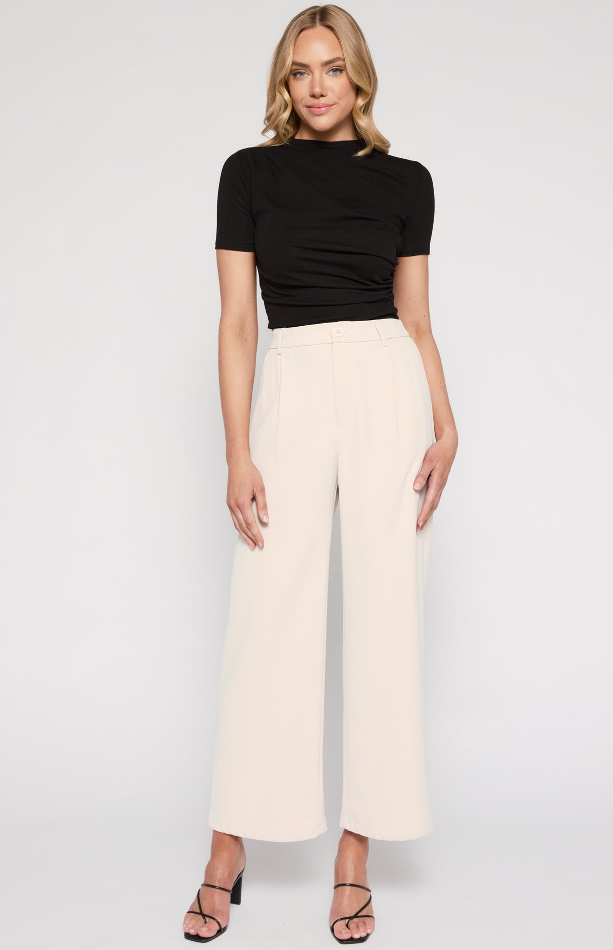 Sara Lee Short Sleeve Top - Black