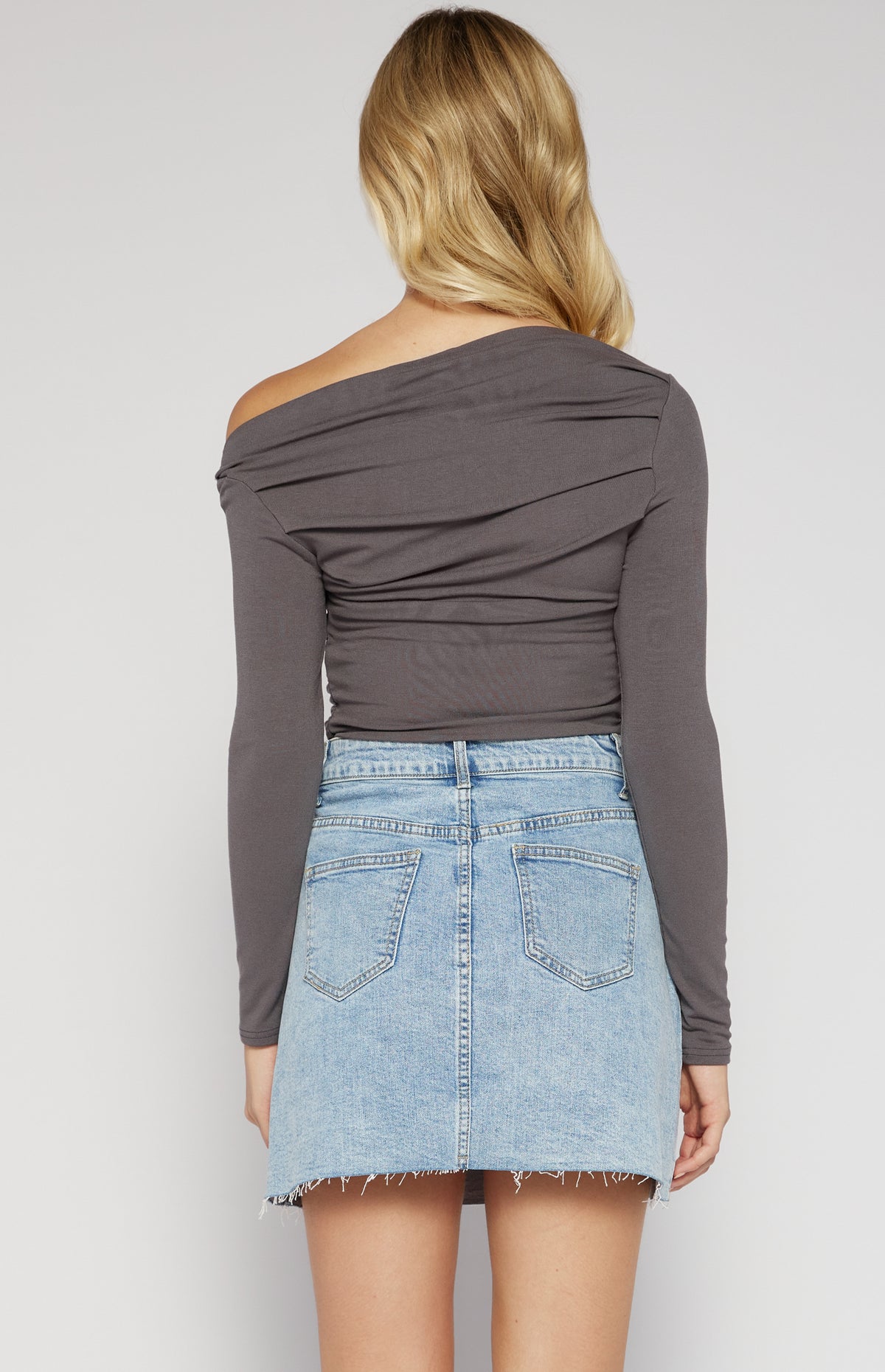 Keogh Long Sleeve, Ruched, Stretch Top - Charcoal