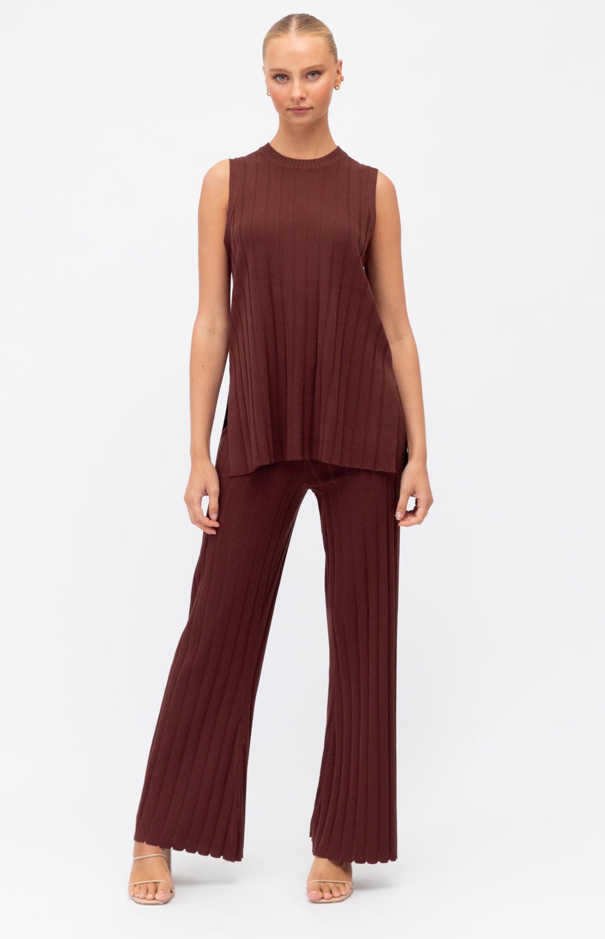 Meredith Sleeveless Top & Pants (Knit Set) - Chocolate