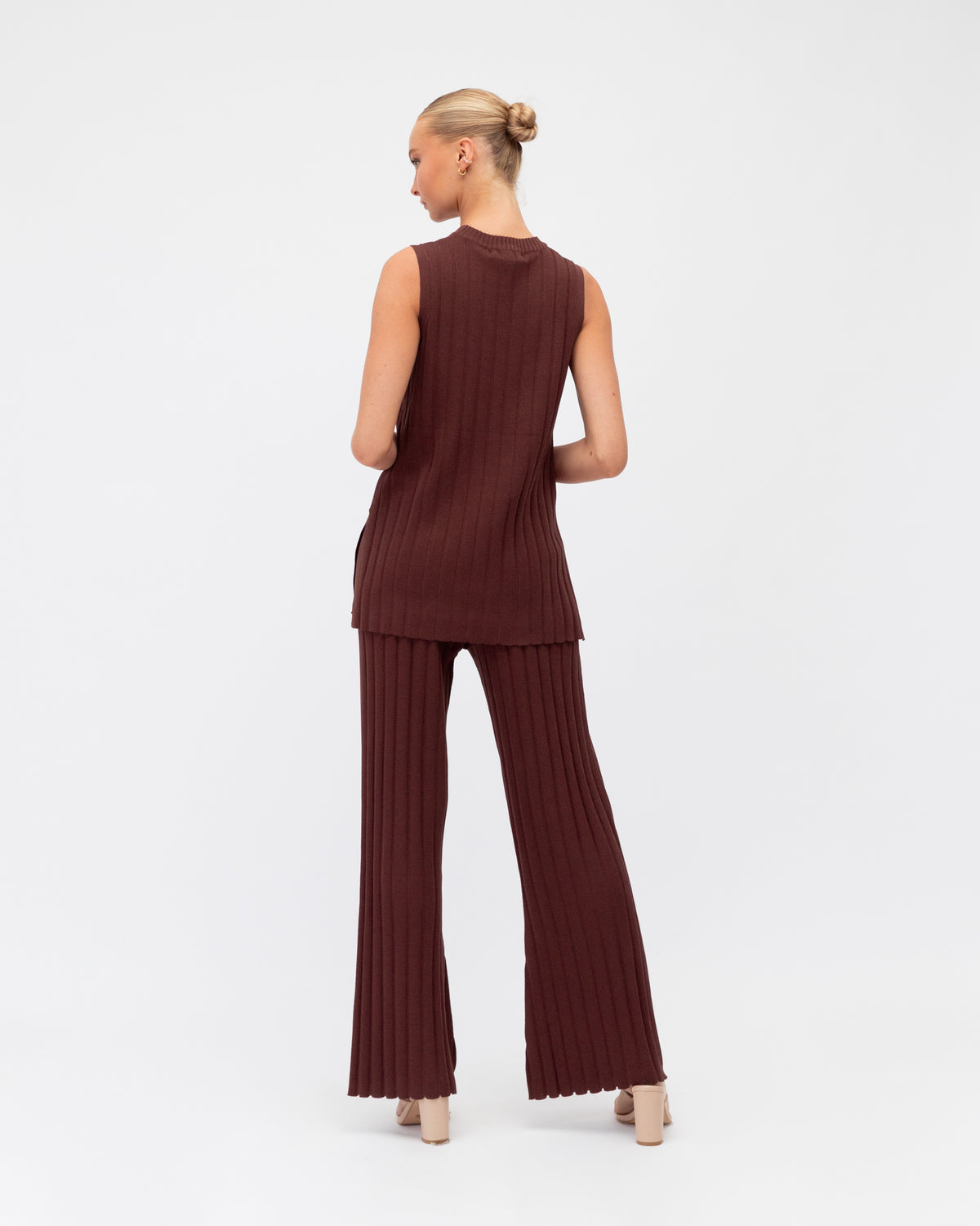 Meredith Sleeveless Top & Pants (Knit Set) - Chocolate