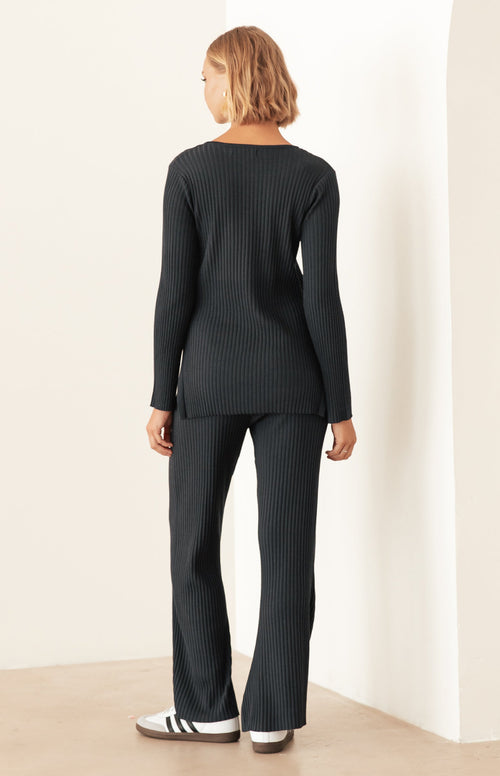 Alma Long Sleeve Top & Pants Knit Set - Charcoal