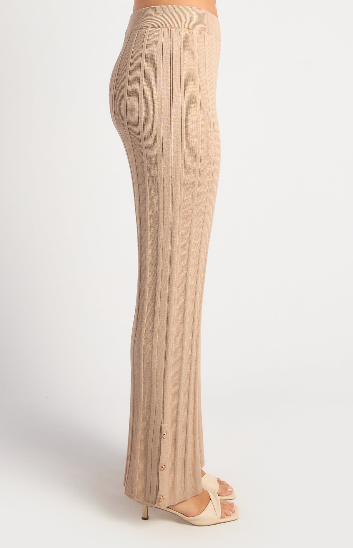 Elinor Straight Leg Knit Pants - Beige