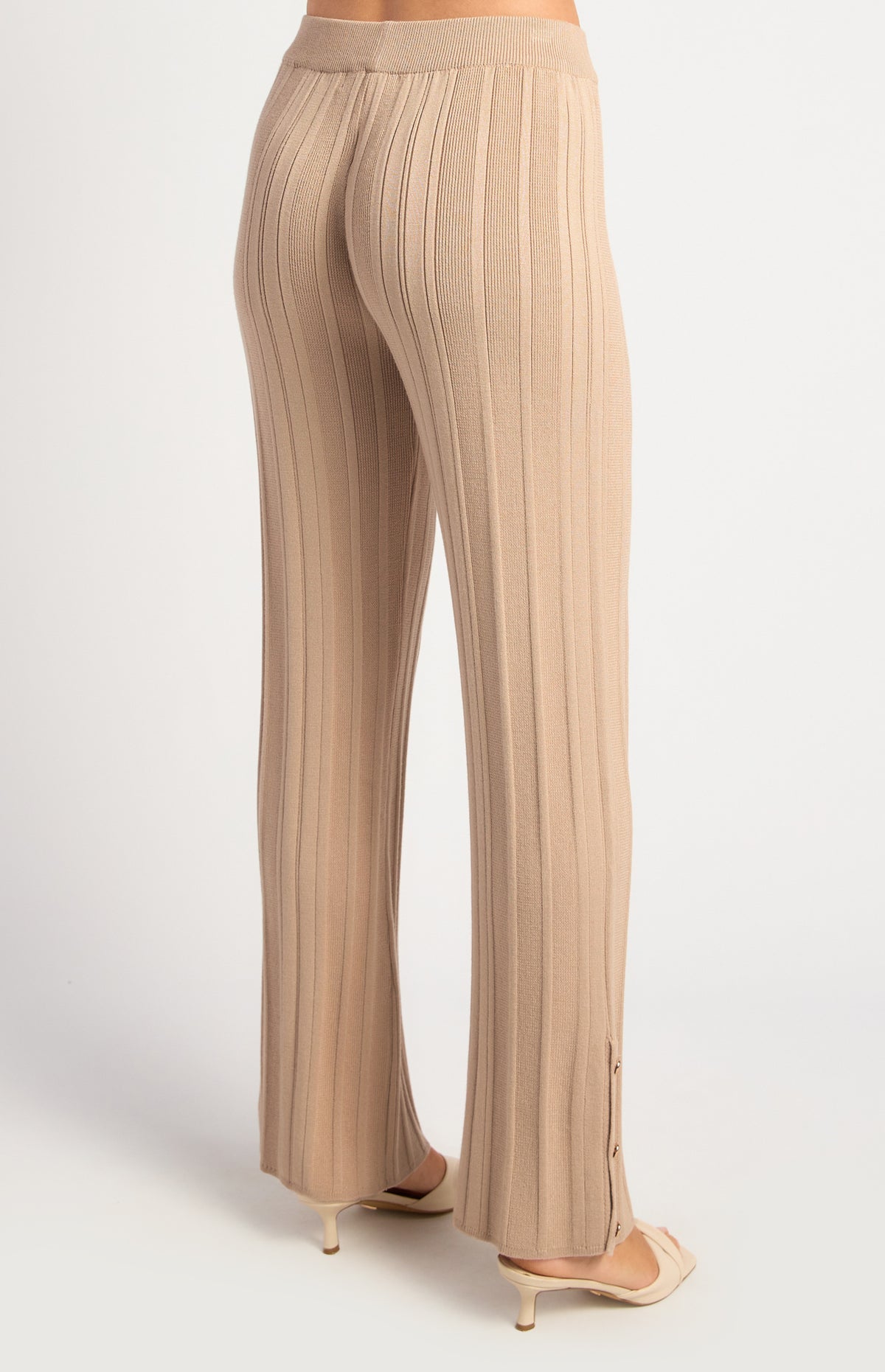 Elinor Straight Leg Knit Pants - Beige