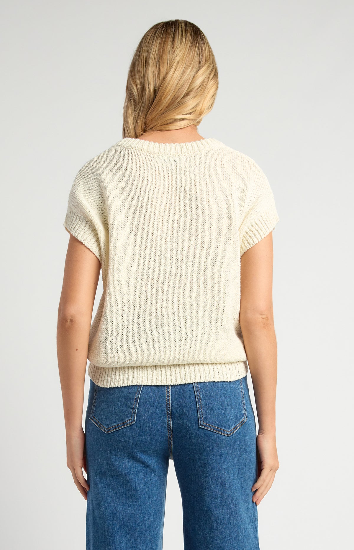 Yuri Short Sleeve Knit Top - White