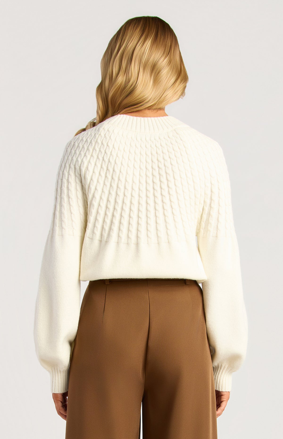 Gradient Cable Knit Top - White