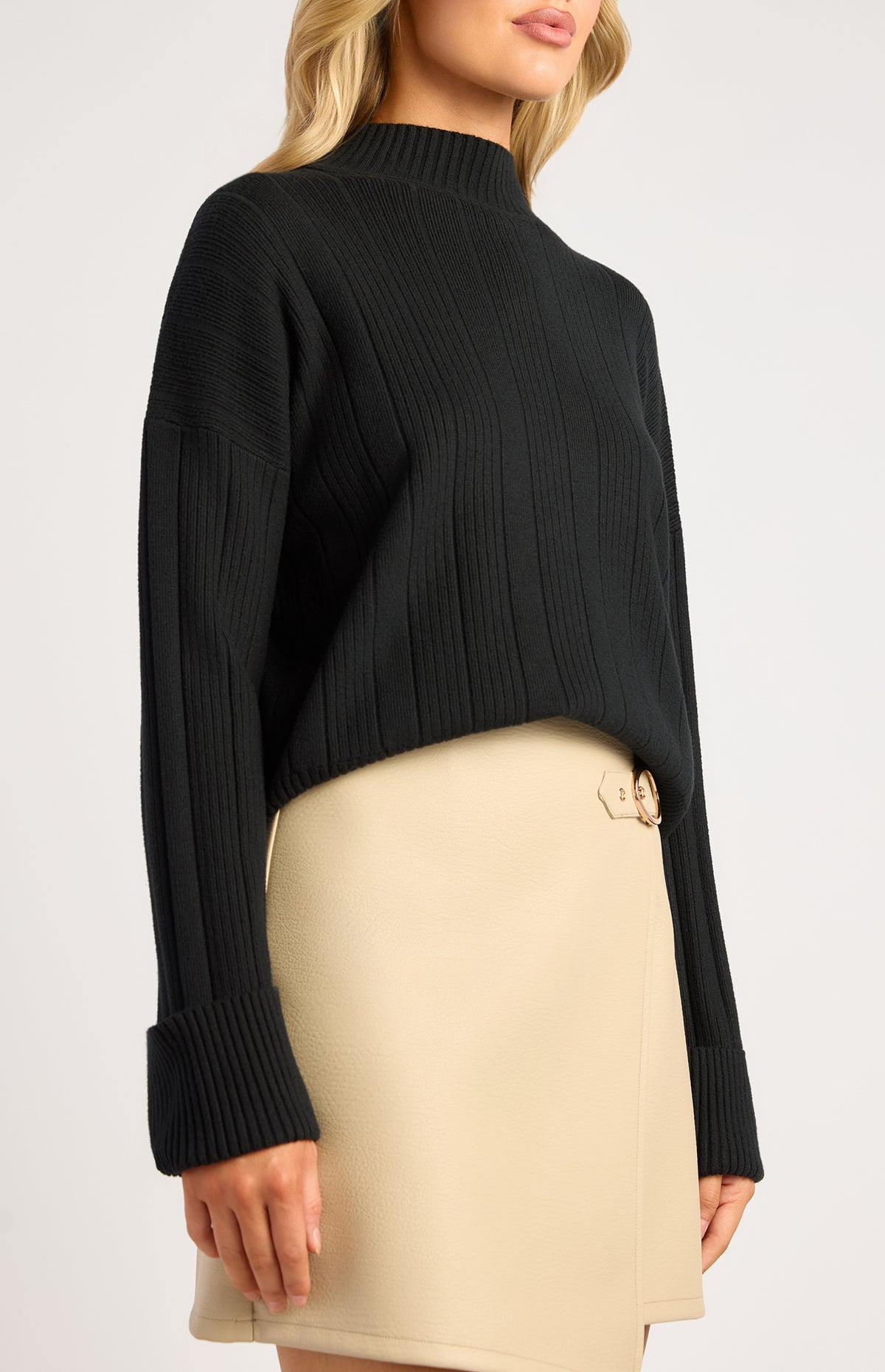 Lilu Long Sleeve Knit Top - Black