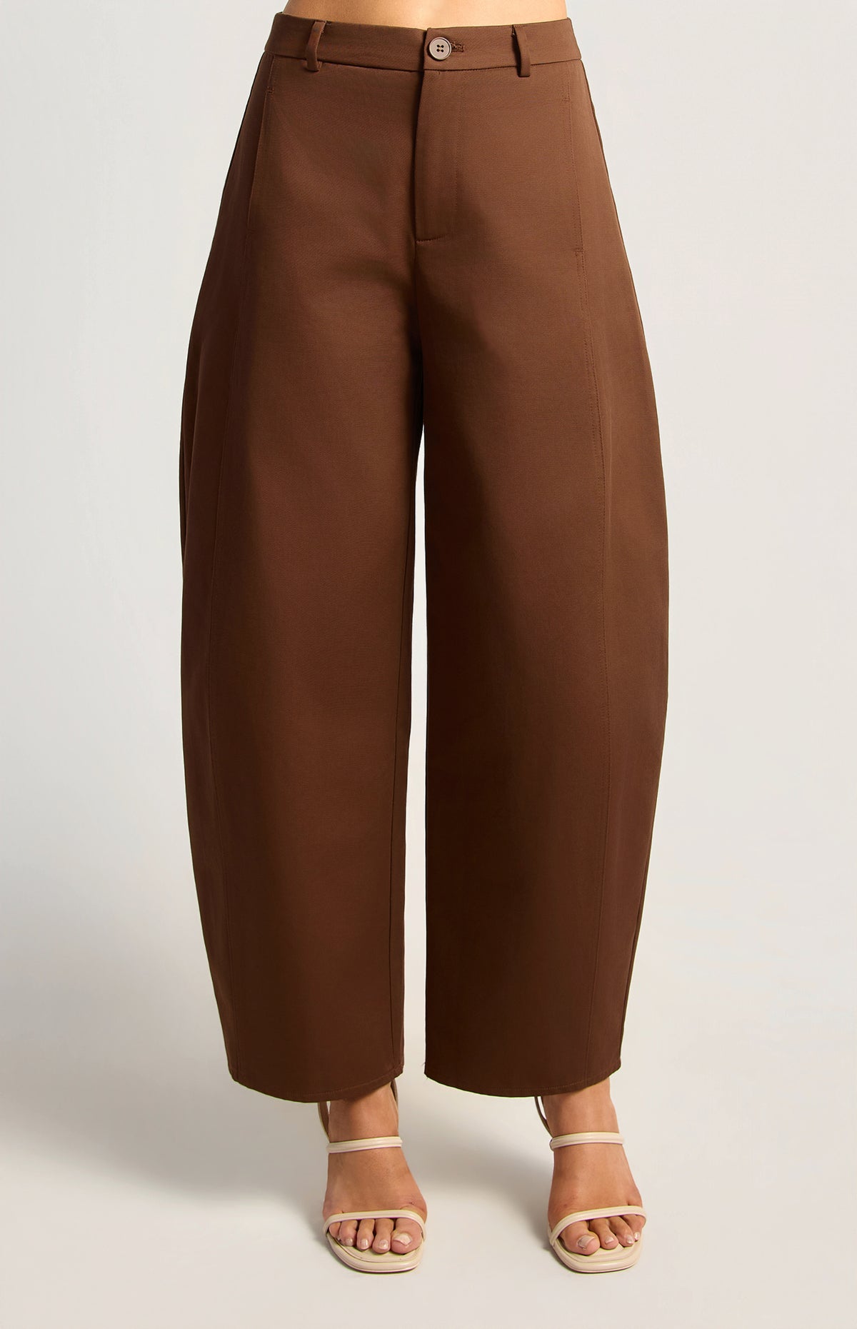 Sakia High Waisted Barrel Pants - Chocolate