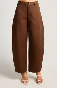 Sakia High Waisted Barrel Pants - Chocolate