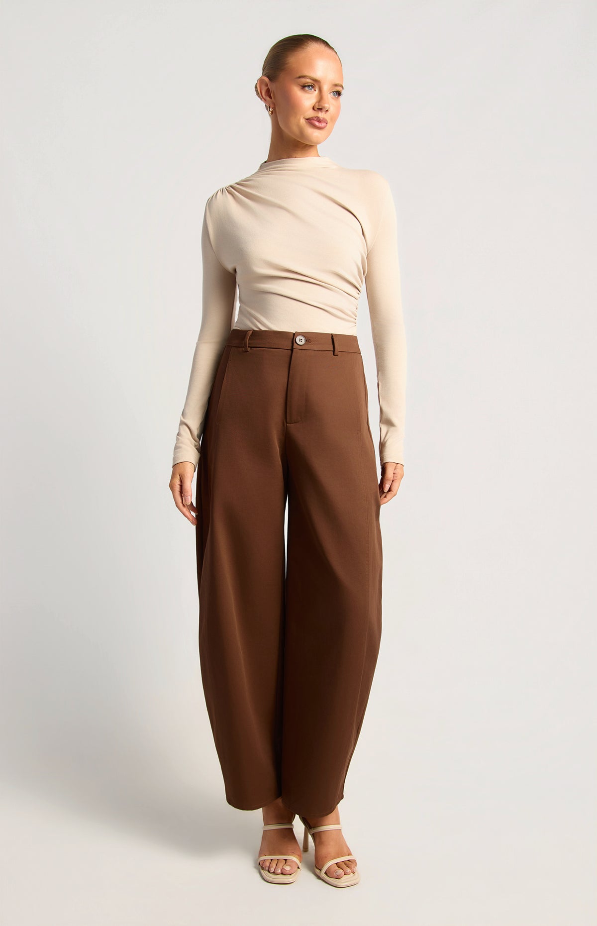 Sakia High Waisted Barrel Pants - Chocolate