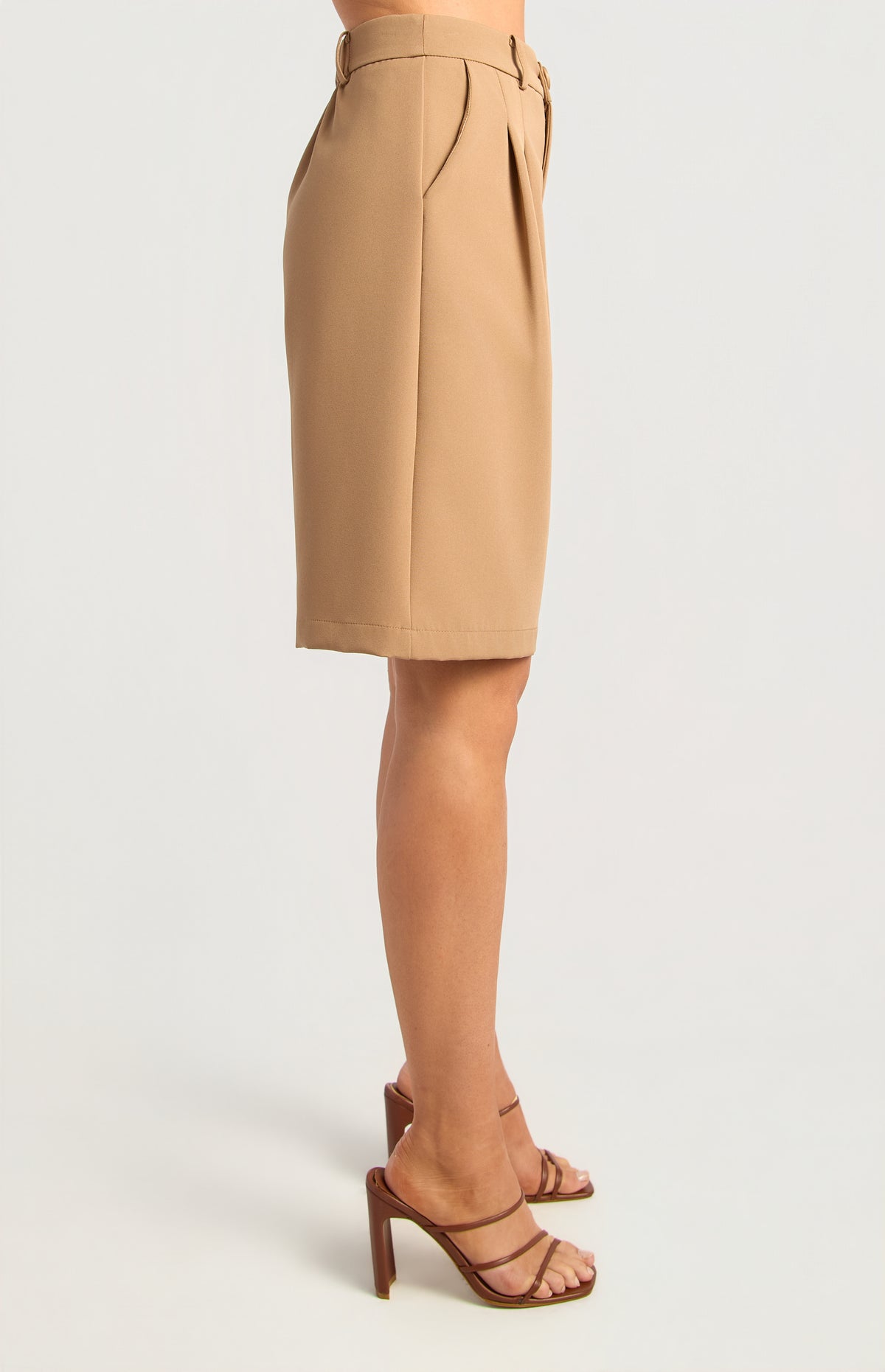 Bermuda Long Line Shorts - Camel