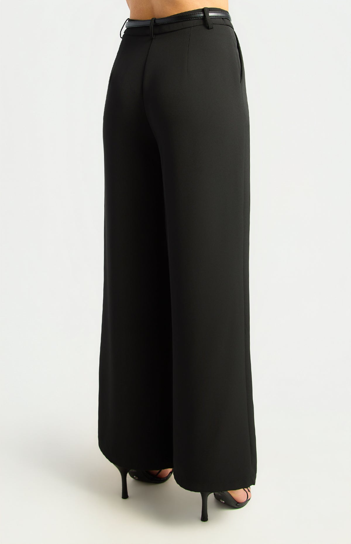 Jeanette Straight Leg Pants - Black