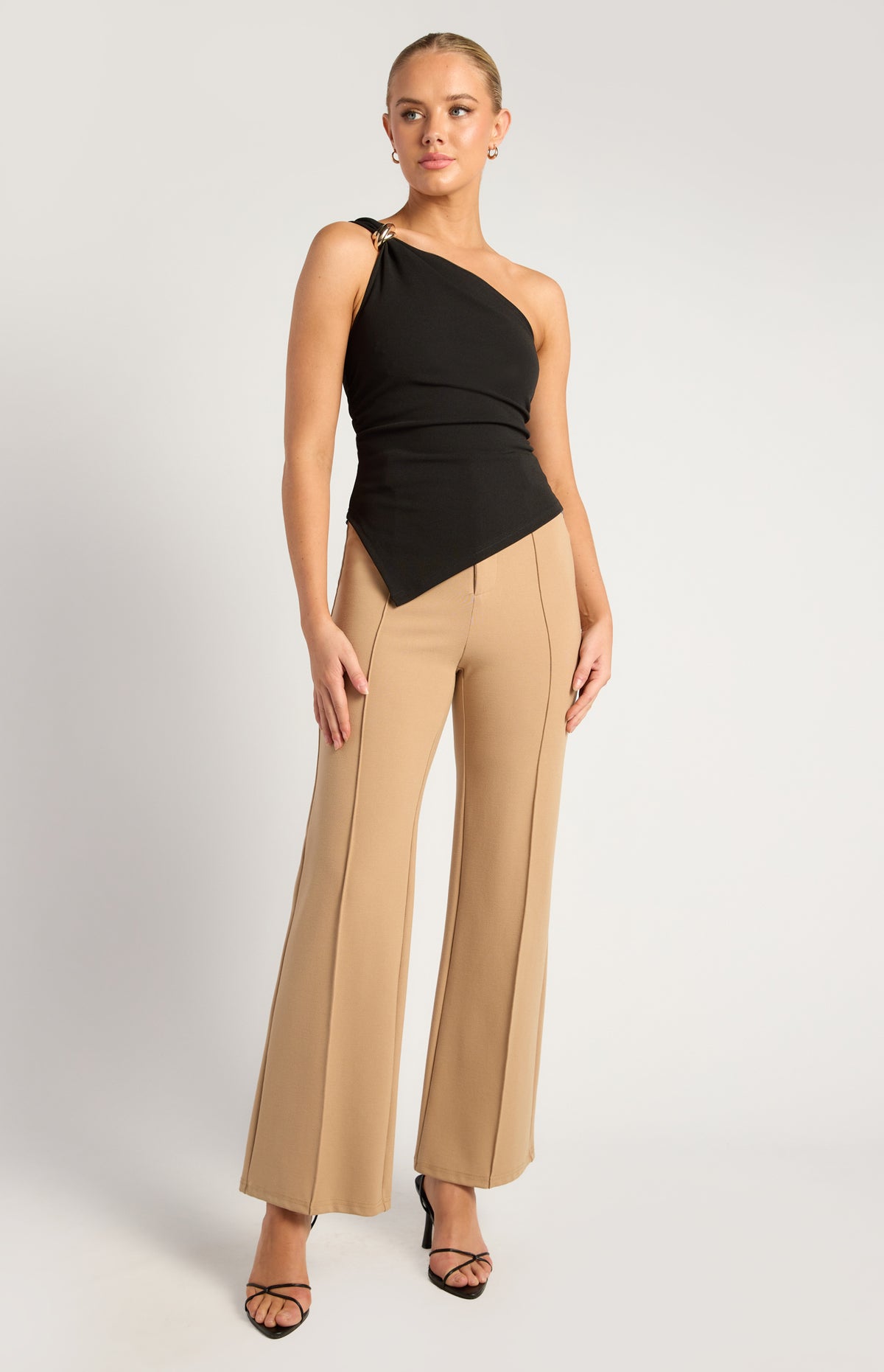 Gisela Off-Shoulder Top - Black