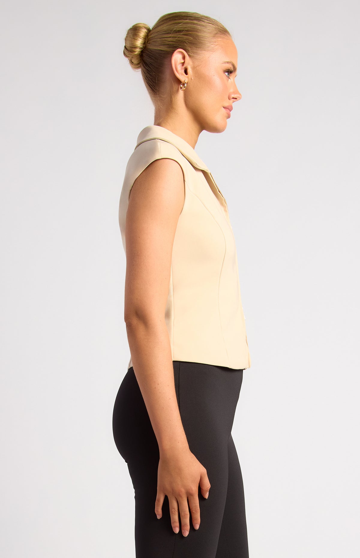 Kimlee Zipper Top - Beige