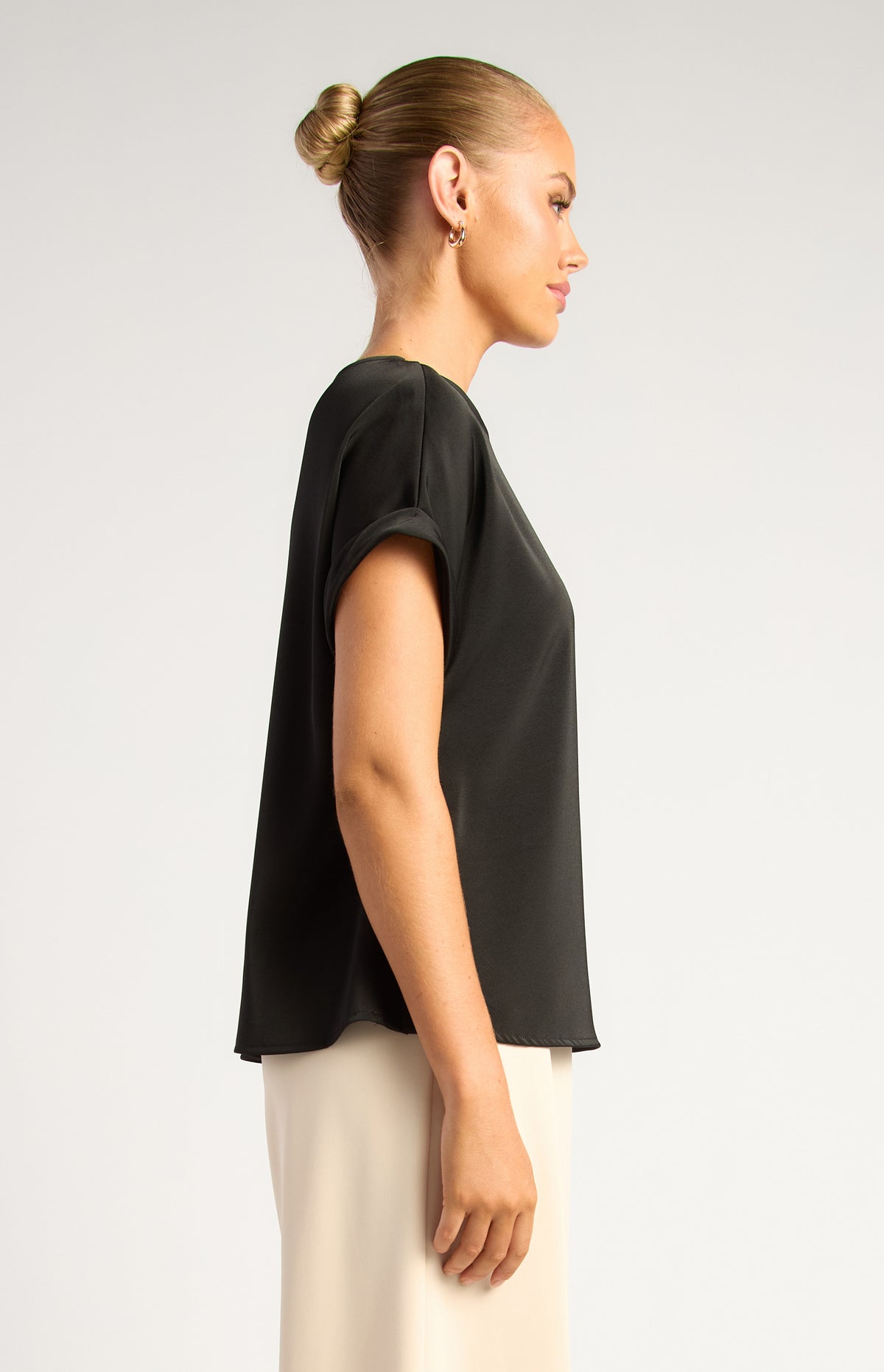 Jed Side Split Sateen Top - Black