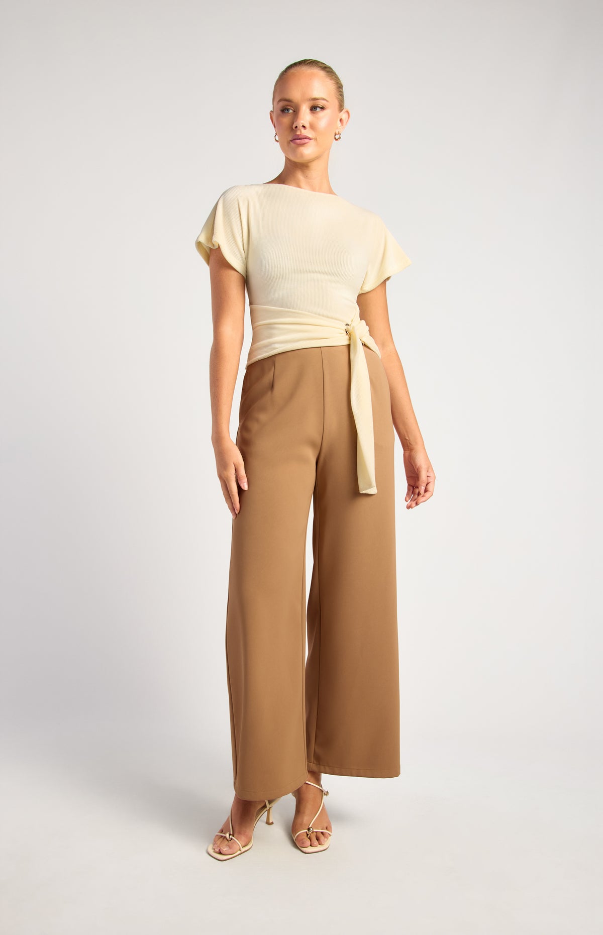 Asplie Short Sleeve Top - White