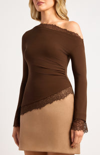 Ravio Off-Shoulder Top - Chocolate