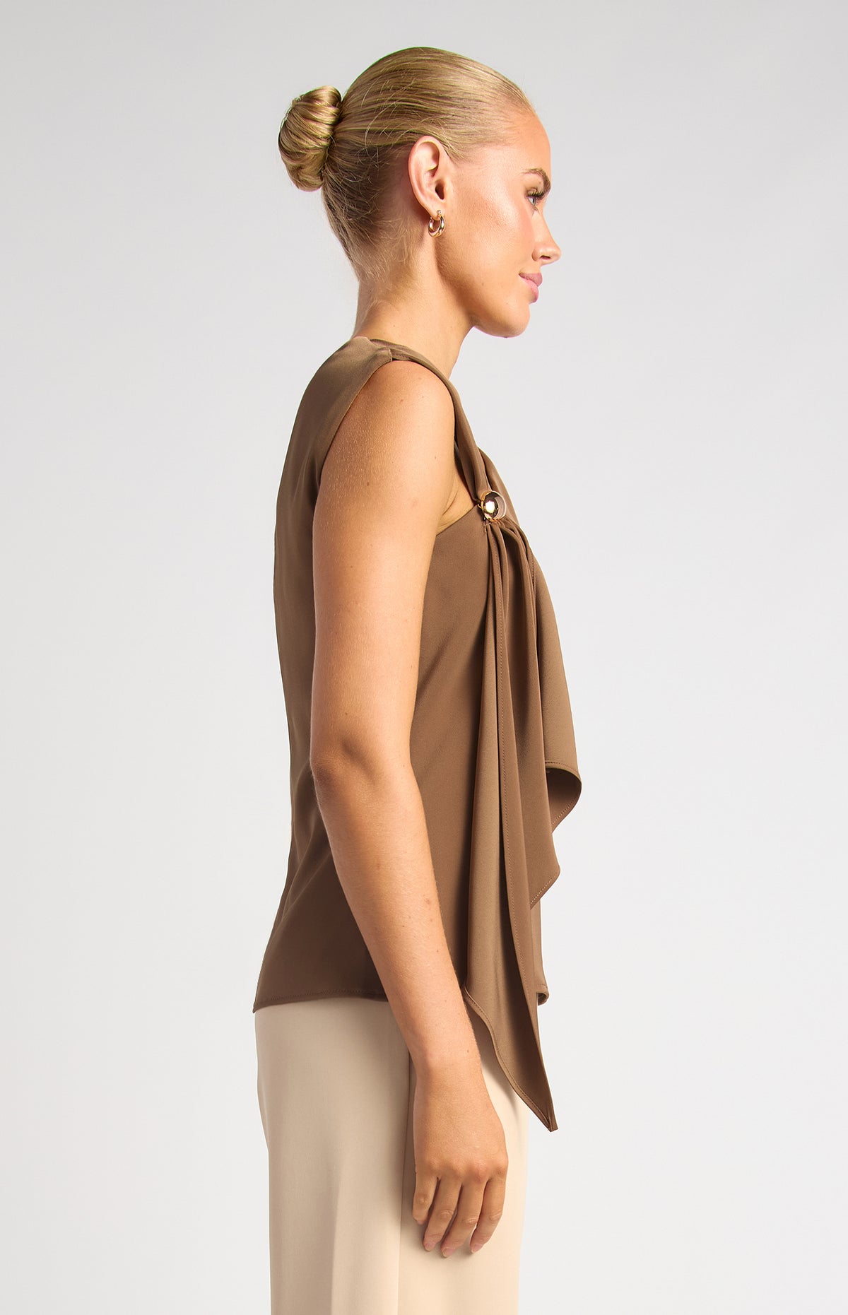 IIona Sleeveless Top - Mocha
