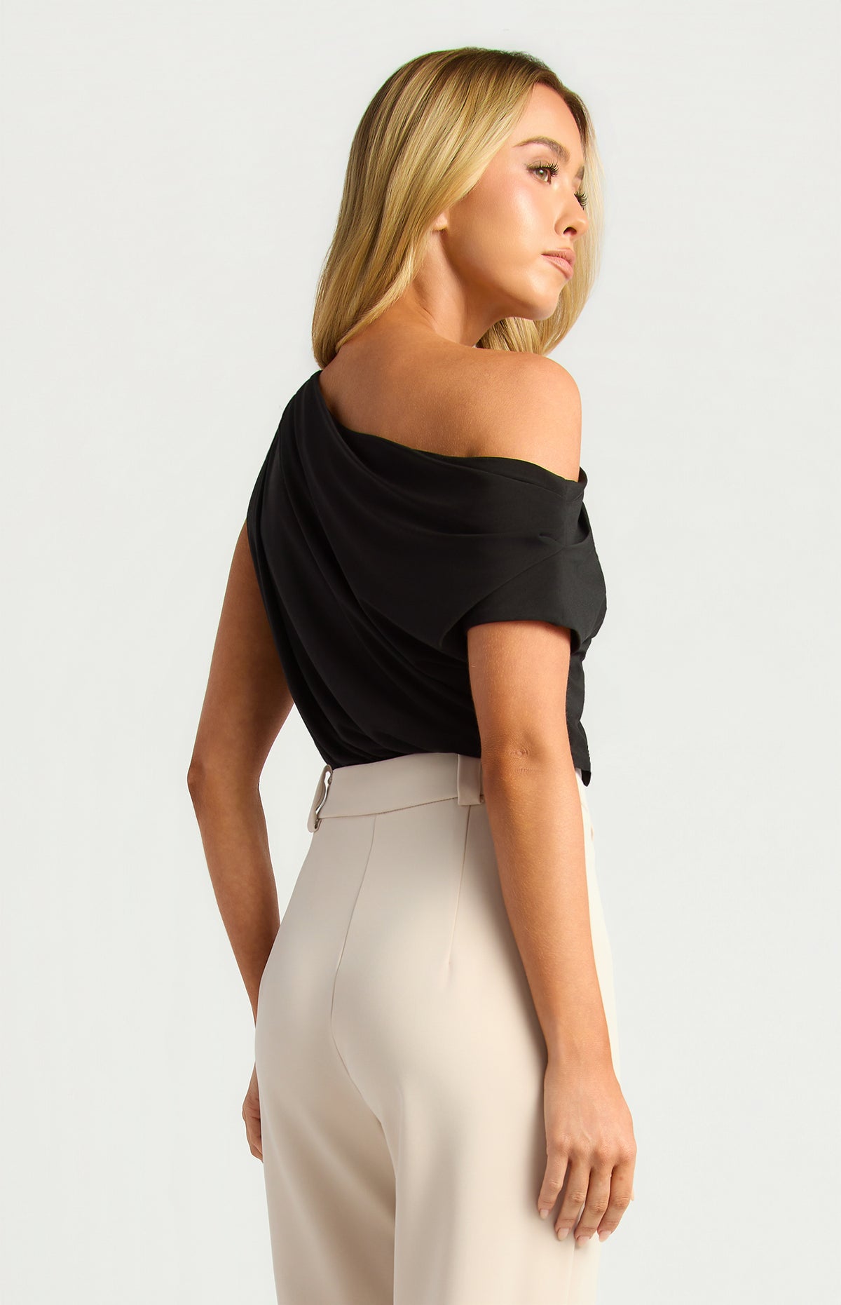 Gretal One-Shoulder Top - Black