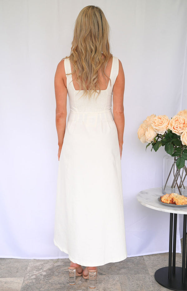 Laycie Scoop Neckline, Synched Waist Maxi Dress - White